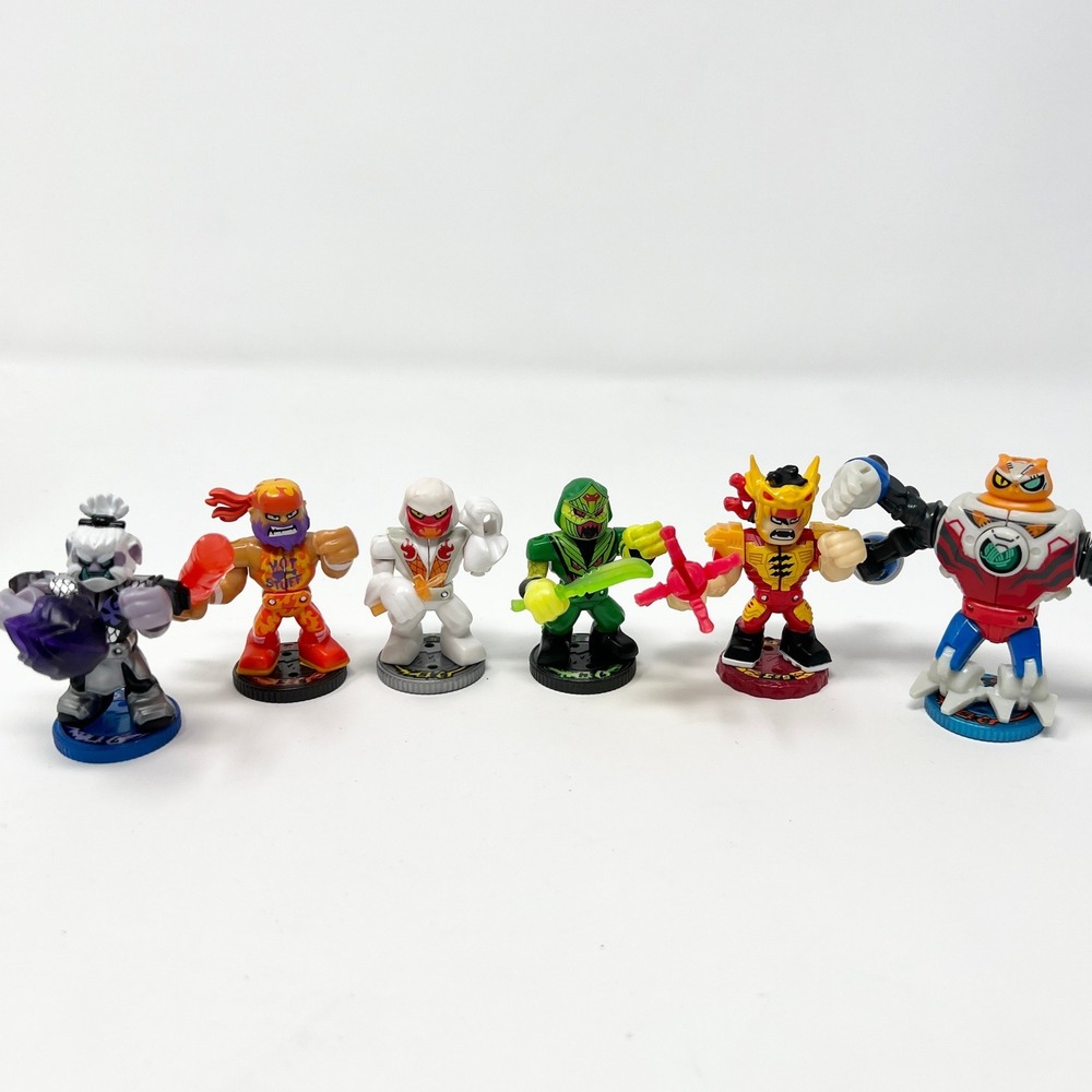 Moose Toys Akedo Ultimate Arcade Warriors Battle Figures Lot of 6 Miniatures